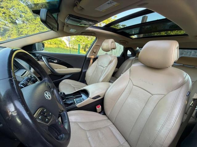 2012 Hyundai Azera Base