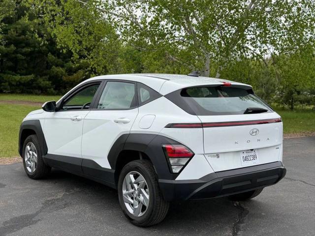 2024 Hyundai Kona SE