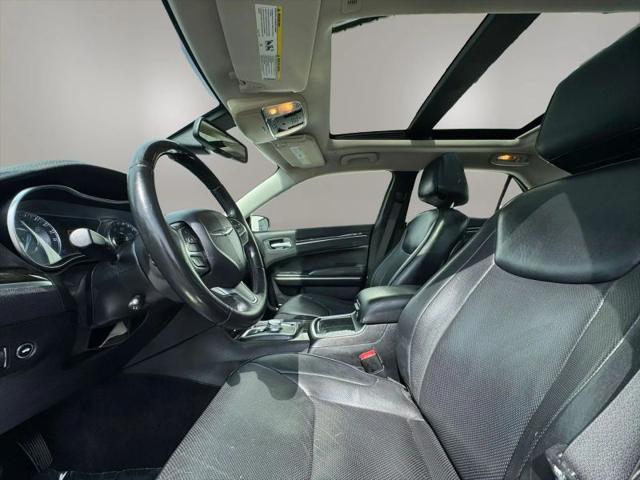 2017 Chrysler 300 300C