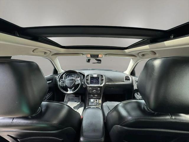 2017 Chrysler 300 300C