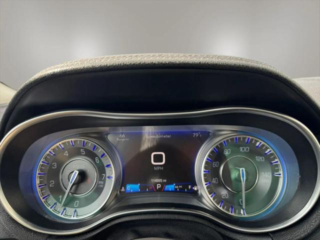 2017 Chrysler 300 300C