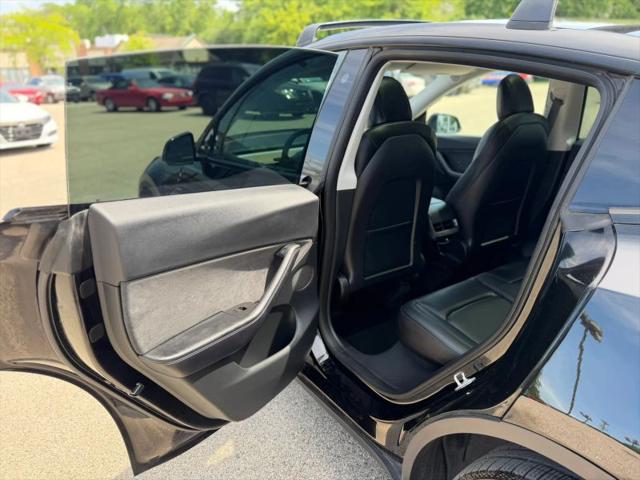 2022 Tesla Model Y Long Range Dual Motor All-Wheel Drive