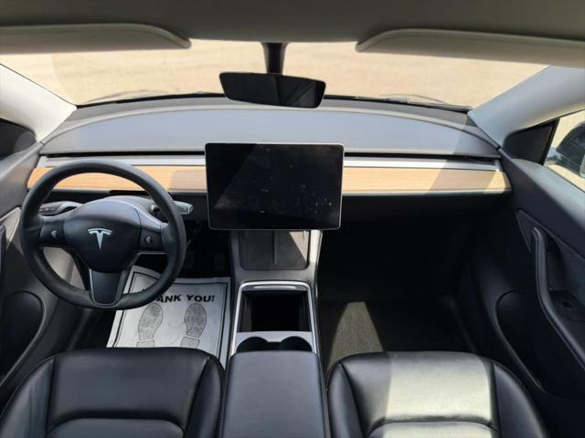 2022 Tesla Model Y Long Range Dual Motor All-Wheel Drive