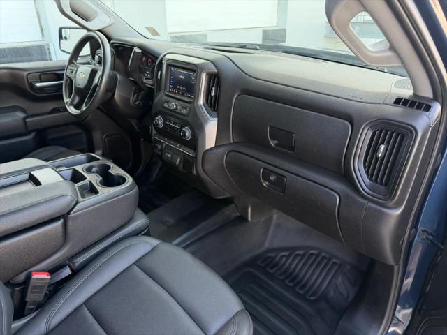 2023 Chevrolet Silverado 1500 4WD Crew Cab Short Bed WT
