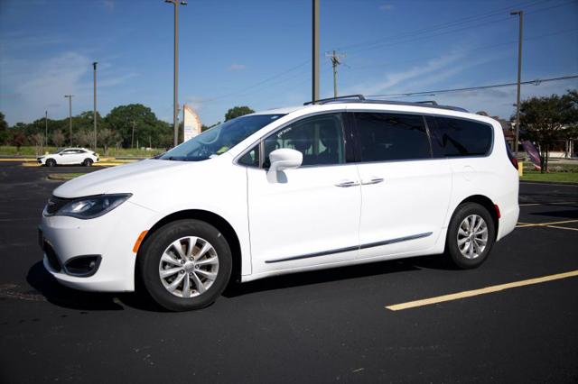 2018 Chrysler Pacifica Touring L for sale in Lafayette, LA