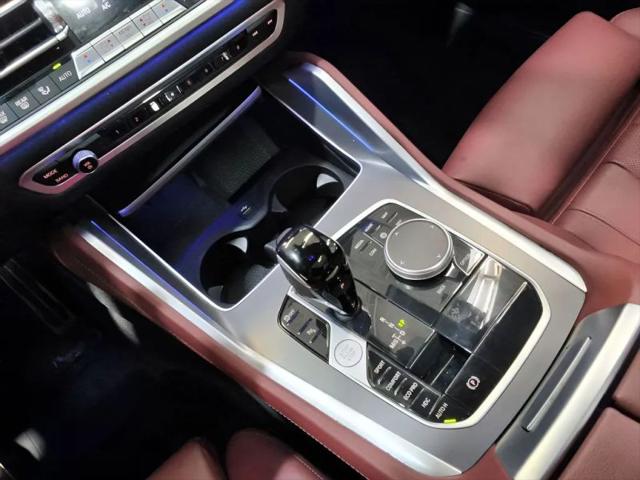 2022 BMW X6 xDrive40i
