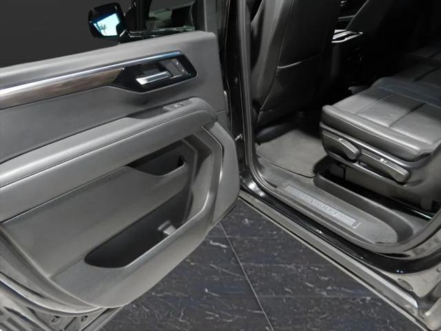 2025 Chevrolet Suburban 4WD Z71