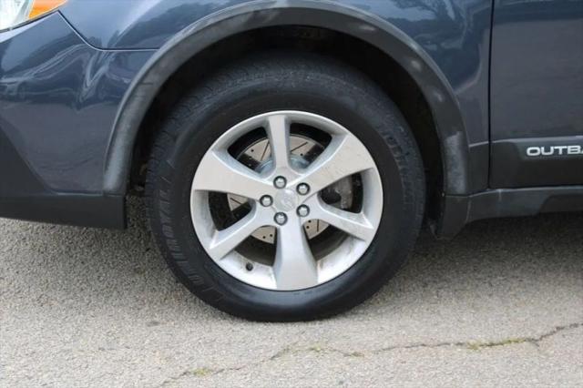 2013 Subaru Outback 2.5i Limited