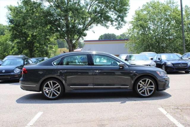 2017 Volkswagen Passat 1.8T R-Line