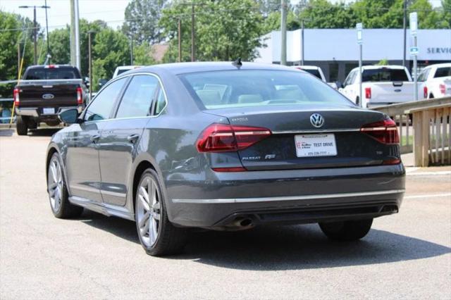 2017 Volkswagen Passat 1.8T R-Line