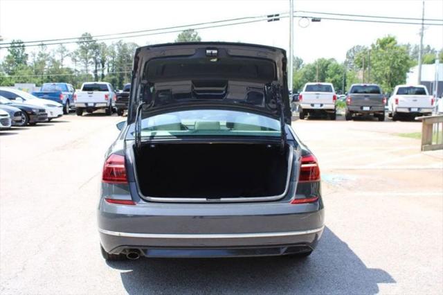 2017 Volkswagen Passat 1.8T R-Line