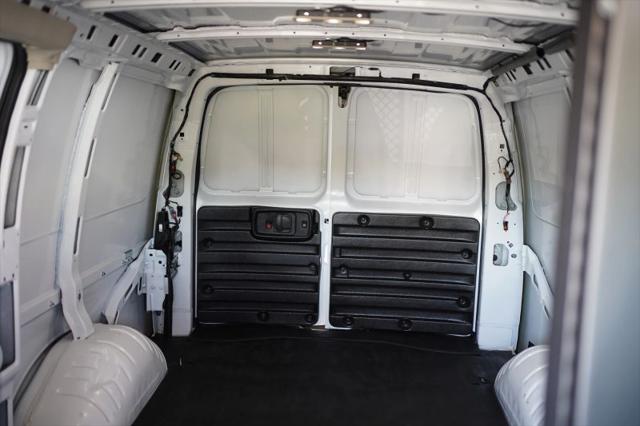 2025 Chevrolet Express Cargo Van RWD 2500 Regular Wheelbase WT