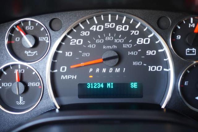 2025 Chevrolet Express Cargo Van RWD 2500 Regular Wheelbase WT