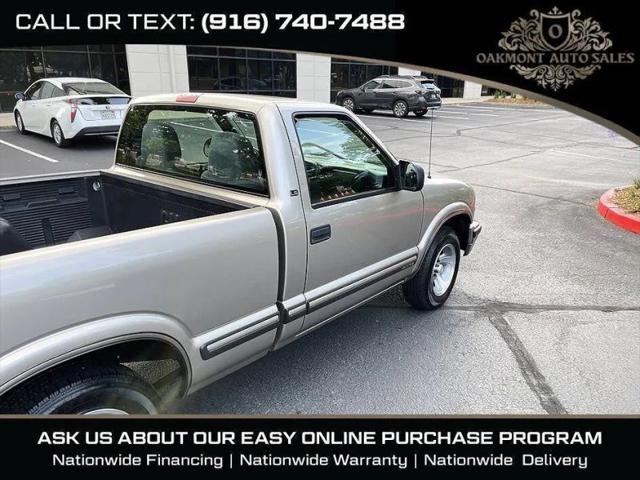 1999 Chevrolet S-10 LS
