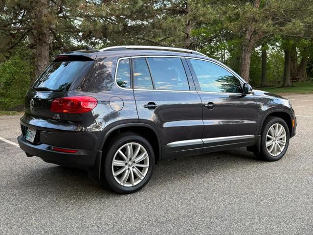 2016 Volkswagen Tiguan SE