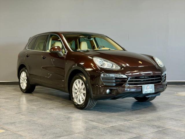 2014 Porsche Cayenne Platinum Edition