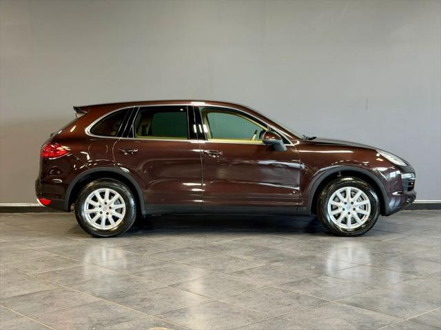 2014 Porsche Cayenne Platinum Edition