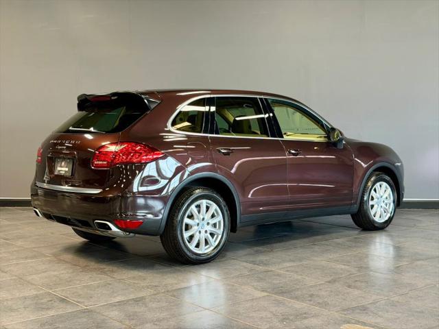 2014 Porsche Cayenne Platinum Edition