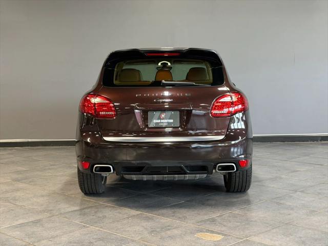 2014 Porsche Cayenne Platinum Edition