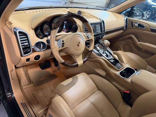 2014 Porsche Cayenne Platinum Edition