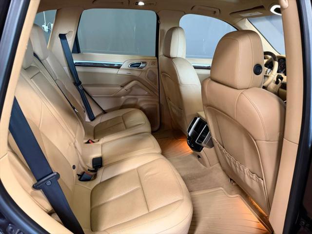 2014 Porsche Cayenne Platinum Edition