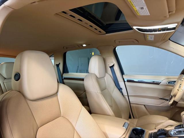 2014 Porsche Cayenne Platinum Edition