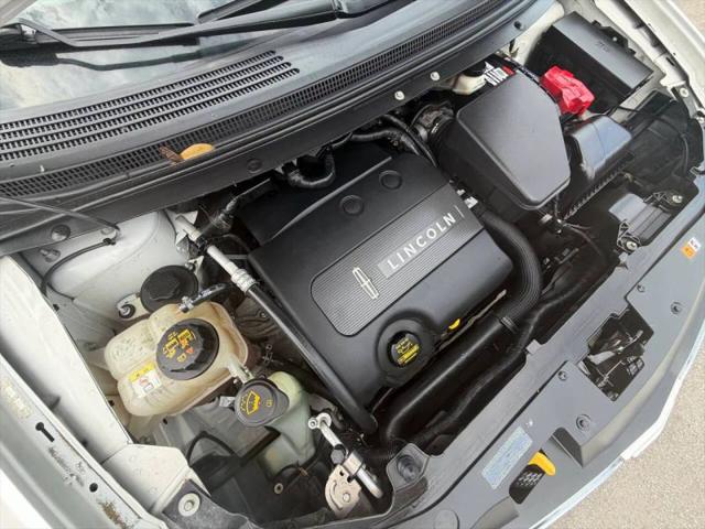 2011 Lincoln MKX Base