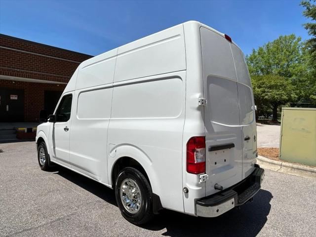 2021 Nissan 3500 SL High Roof V8