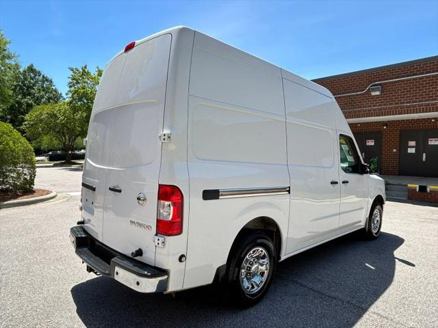 2021 Nissan 3500 SL High Roof V8