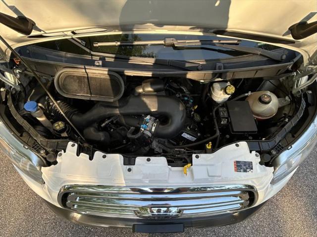 2015 Ford Transit Medium Roof w/Sliding Side Door w/LWB