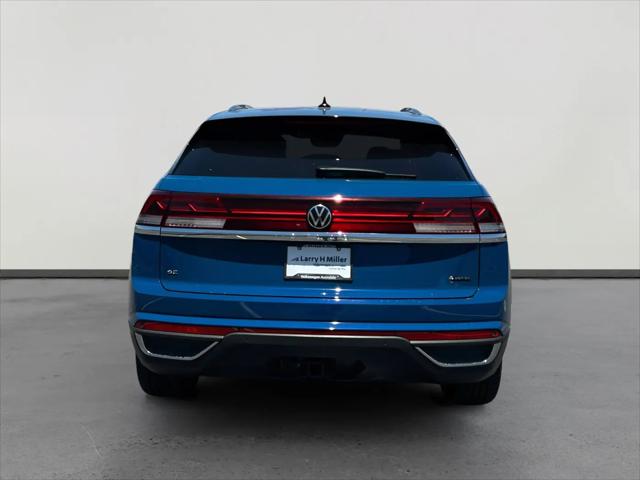 2026 Volkswagen Atlas Cross Sport SE with Technology