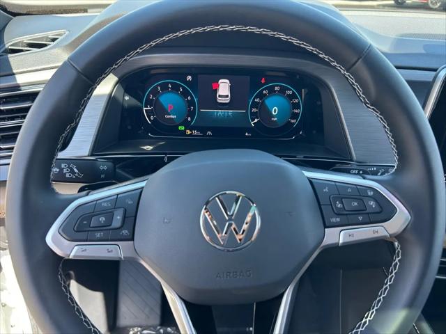 2026 Volkswagen Atlas Cross Sport SE with Technology