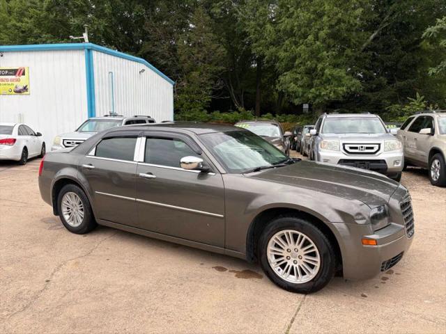 2010 Chrysler 300 Touring/Signature Series/Executive Series for sale in Flowery Branch, GA
