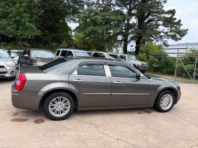 2010 Chrysler 300 Touring/Signature Series/Executive Series