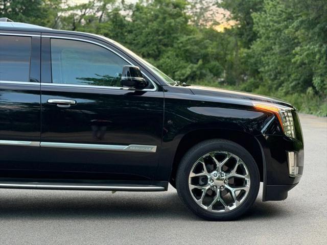 2015 Cadillac Escalade ESV Luxury