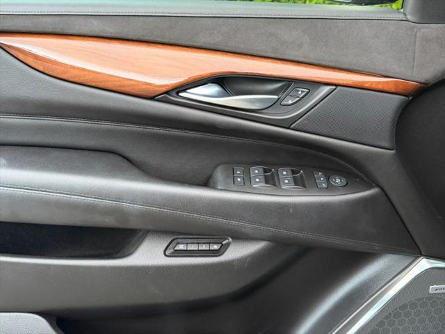 2015 Cadillac Escalade ESV Luxury