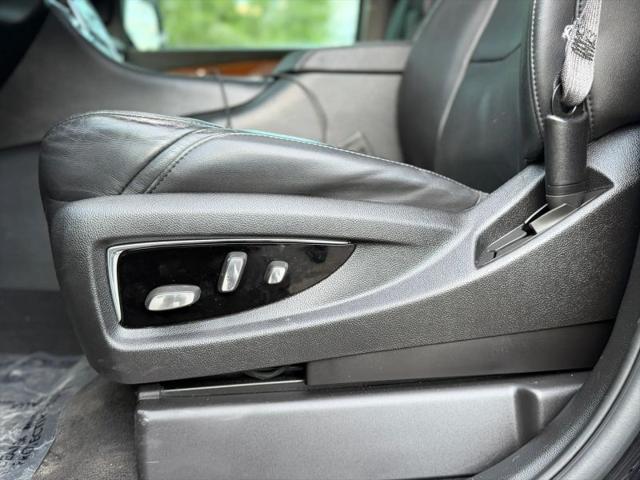 2015 Cadillac Escalade ESV Luxury