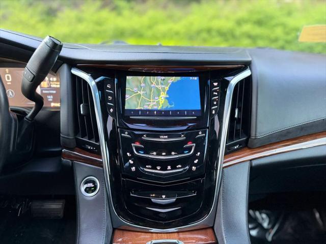 2015 Cadillac Escalade ESV Luxury