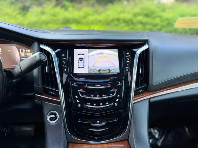 2015 Cadillac Escalade ESV Luxury