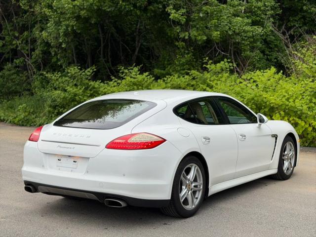 2013 Porsche Panamera 4