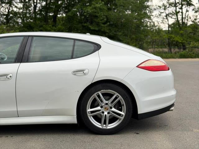 2013 Porsche Panamera 4