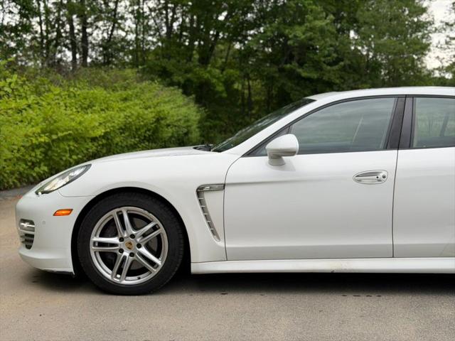 2013 Porsche Panamera 4