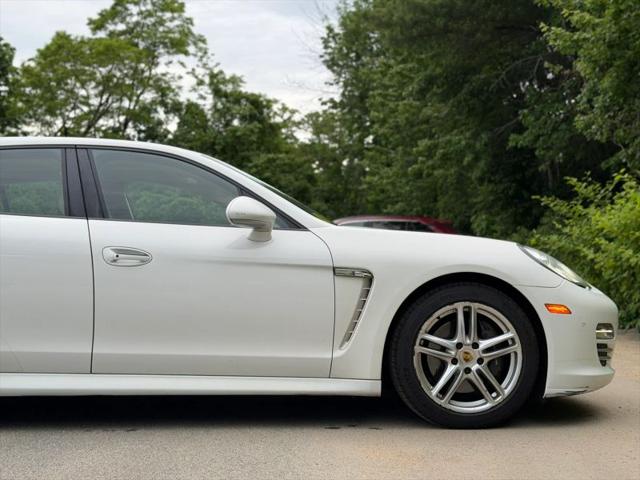 2013 Porsche Panamera 4