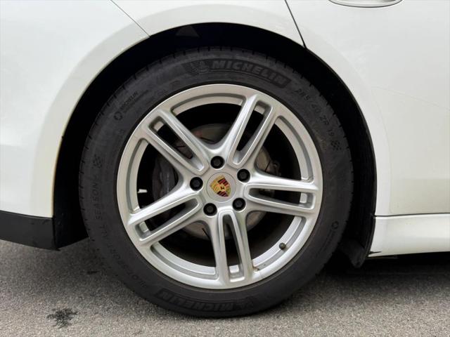 2013 Porsche Panamera 4