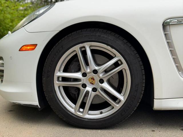 2013 Porsche Panamera 4