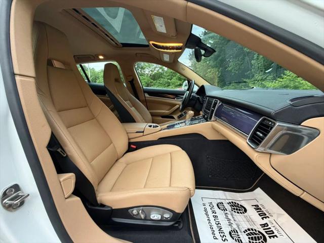 2013 Porsche Panamera 4