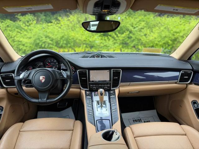 2013 Porsche Panamera 4