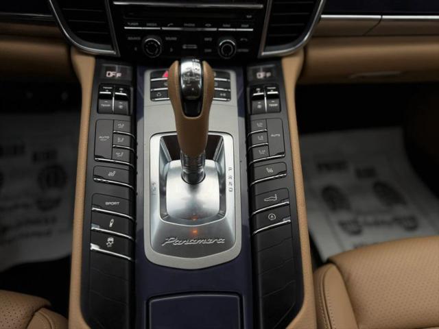 2013 Porsche Panamera 4