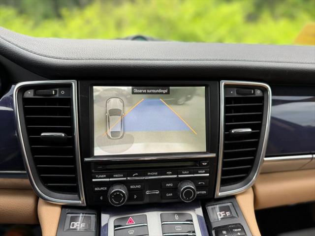 2013 Porsche Panamera 4