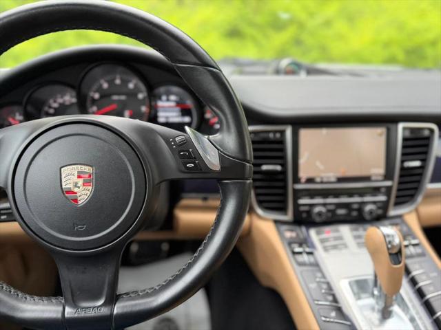 2013 Porsche Panamera 4